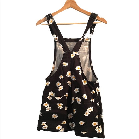 Forever 21 Mini Daisy Print Overall Dress - Picture 2 of 4